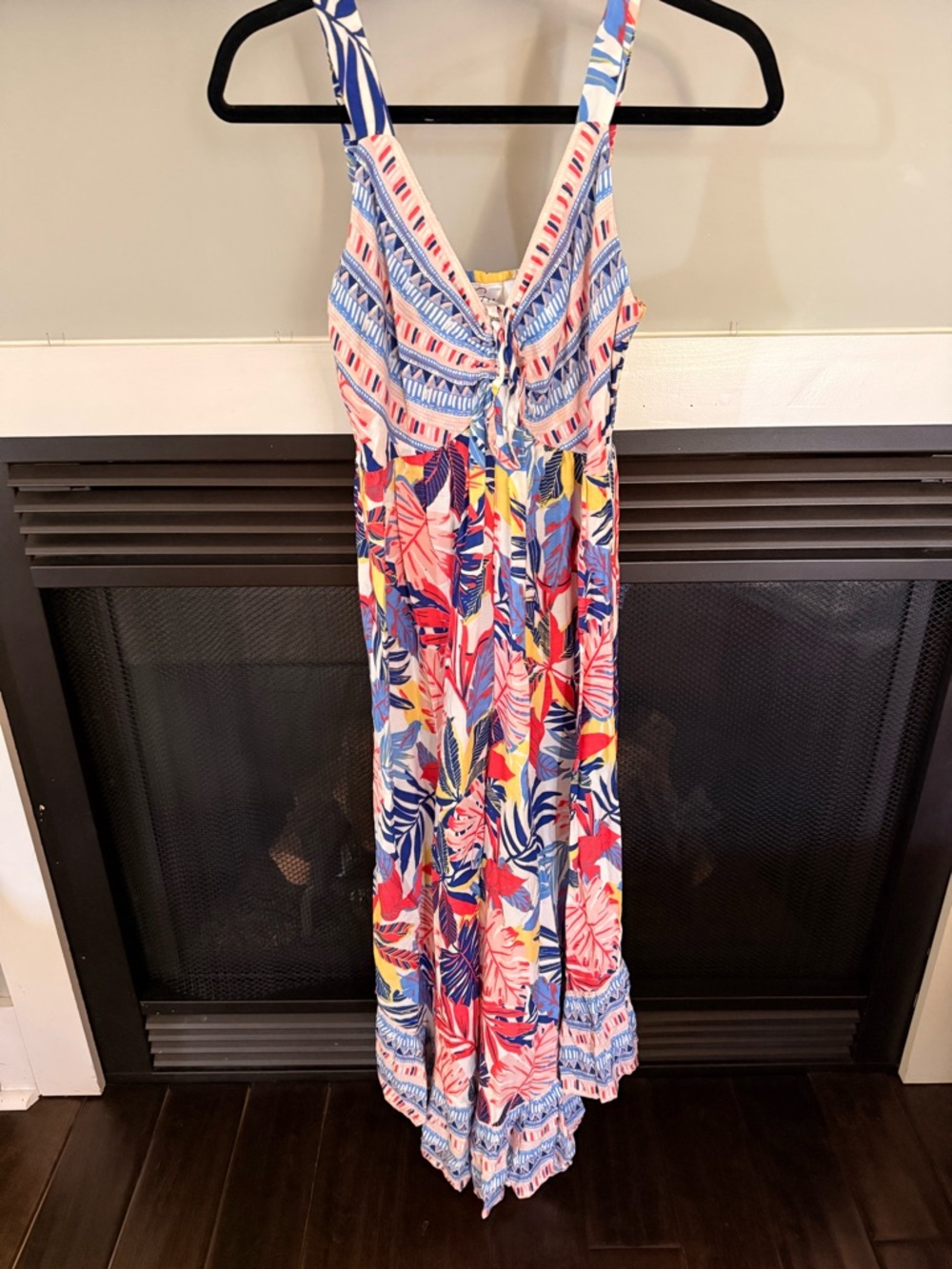 Goa beachwear by Japna. Size small. Looks like a maxi dress but are pants.